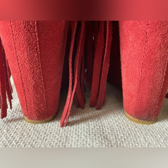 Koolaburra Red Suede Fringe Ankle Boots - Picture 9 of 12